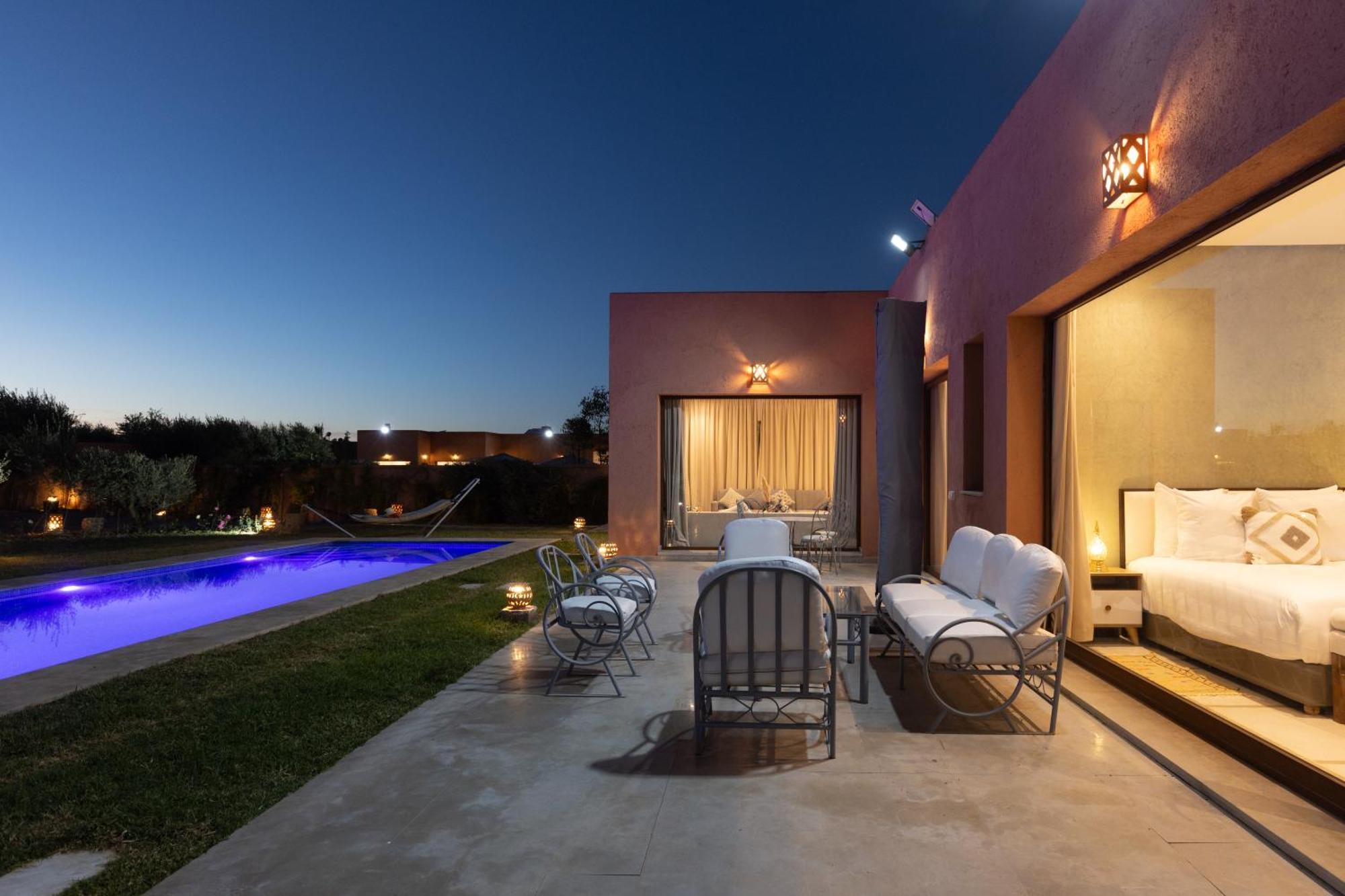 Hotel Les Roses By La Siredrah à Ait Bou Zguia Extérieur photo