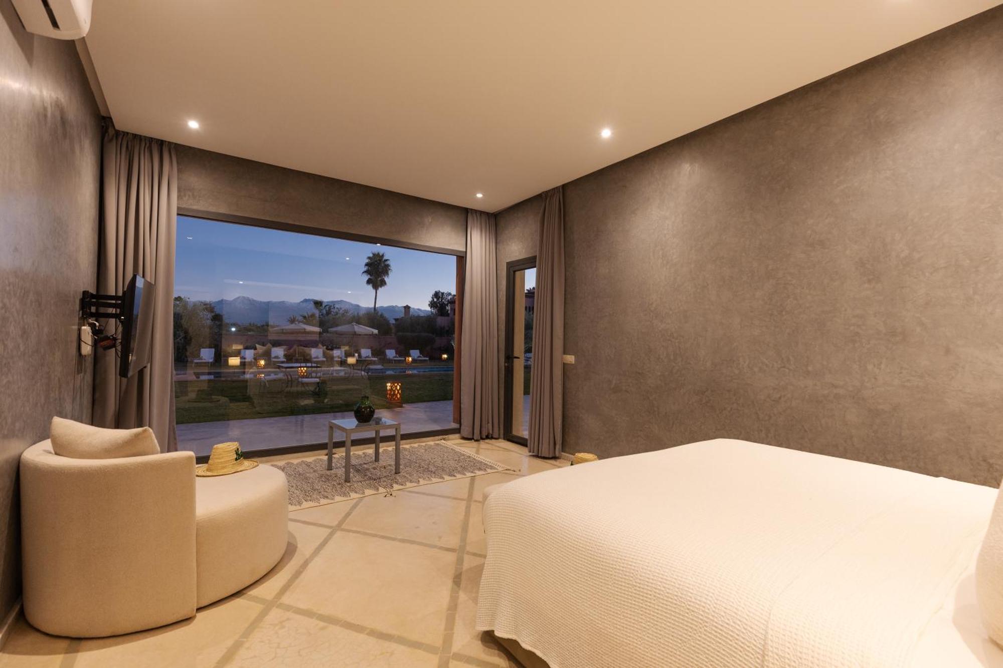 Hotel Les Roses By La Siredrah à Ait Bou Zguia Extérieur photo